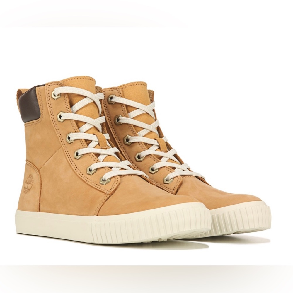 Women’s Timberland Skyla Boots Size 8